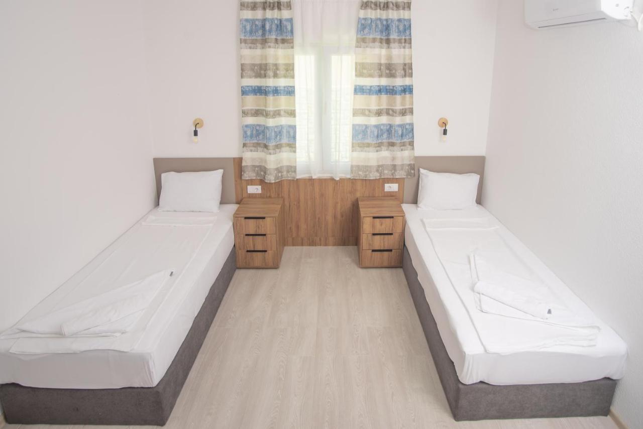 Nacional Motel เทรบินเย ภายนอก รูปภาพ
