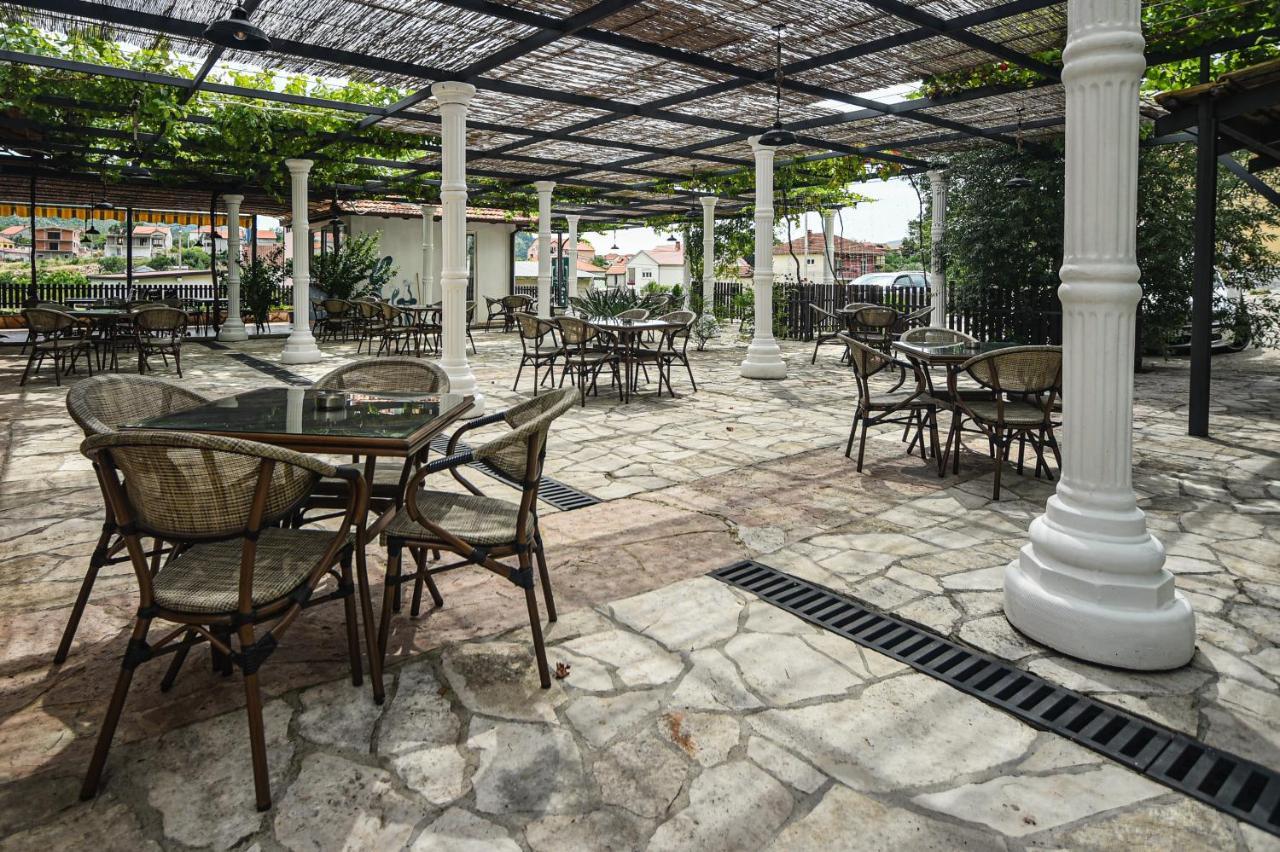 Nacional Motel เทรบินเย ภายนอก รูปภาพ